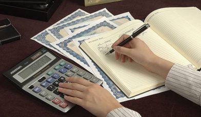 Papiery wartościowe - co to? Przewodnik po świecie inwestycji i ich rodzajach