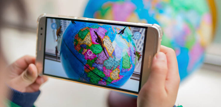 Rozszerzona rzeczywistość - co to? Przewodnik po interaktywnym świecie