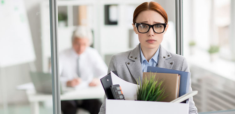 Likwidacja stanowiska pracy a odprawa - co musisz wiedzieć? Poradnik