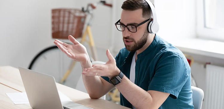 Pełny etat - wszystko, co musisz wiedzieć o 40 godzinach pracy w tygodniu