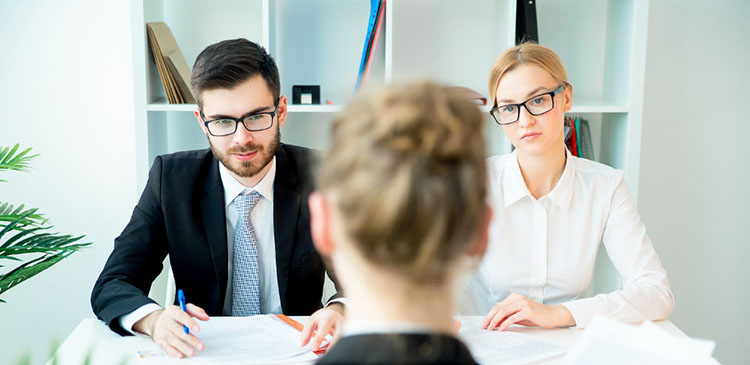 Pytania na rozmowie rekrutacyjnej - kompletny przewodnik po pytaniach na rozmowie o pracę