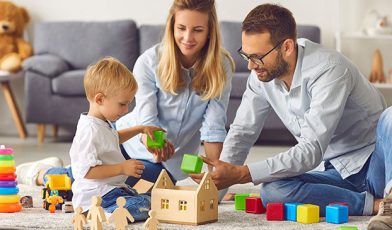 Aktywny rodzic w domu - czym jest świadczenie i jak uzyskać wsparcie? Poradnik