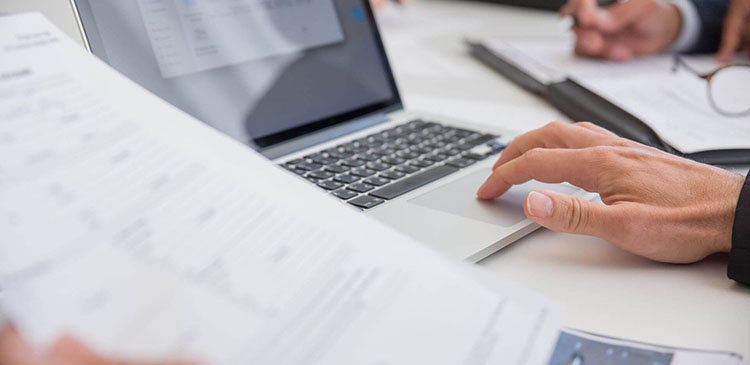 Chmura faktur - co to jest i jak ułatwia zarządzanie dokumentami księgowymi? Poradnik