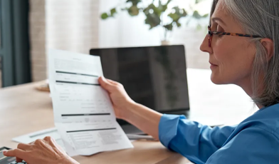 Dodatek do pensji przed emeryturą - co to jest, kto może go otrzymać i jakie są ryzyka?