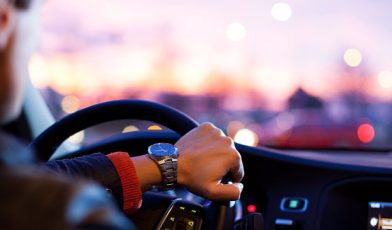 Dodatek za dojazd do pracy z innej miejscowości - jak go uzyskać i rozliczyć? Przewodnik