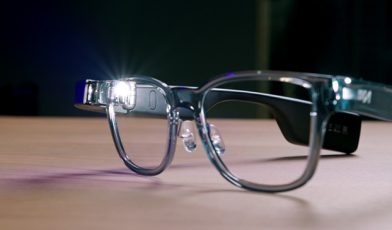 Inteligentne okulary - co to? Poznaj rewolucję na wyciągnięcie ręki