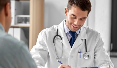 Jeden dzień przerwy w zwolnieniu lekarskim a badania kontrolne - co musisz wiedzieć?