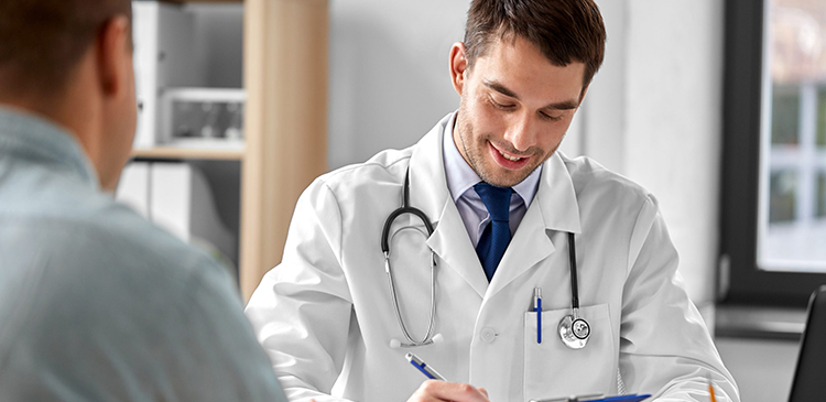 Jeden dzień przerwy w zwolnieniu lekarskim a badania kontrolne - co musisz wiedzieć?