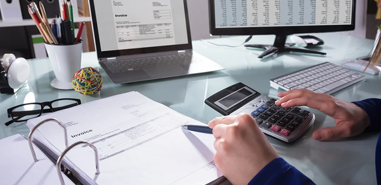 Papierowe faktury do kiedy? Przewodnik po KSeF dla przedsiębiorców