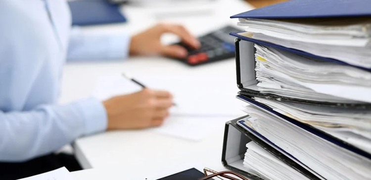 Podatkowa księga przychodów i rozchodów - co to jest, kto musi ją prowadzić i jakie czekają nas zmiany?