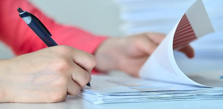 Podpis sprawozdania finansowego - jak go poprawnie złożyć? Poradnik