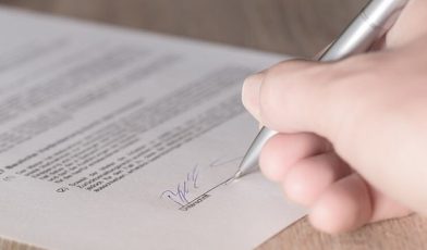 Rozwiązanie umowy za porozumieniem stron - co musisz wiedzieć i jakie to niesie skutki?