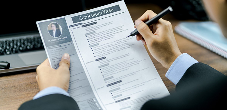 Umiejętności do CV - czym są? Poznaj klucz do sukcesu na rynku pracy