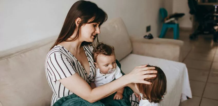 Urlop opiekuńczy na rodzica - kiedy przysługuje i jak go zgłosić? Poradnik