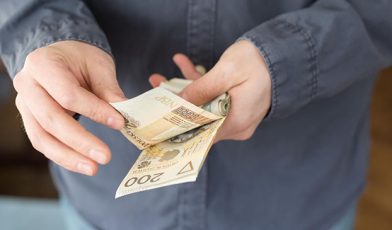 Wynagrodzenie zasadnicze - co to jest, jak się je ustala? Przewodnik