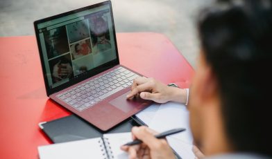 Jak agencje i małe zespoły porządkują pracę dzięki Microsoft 365