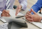Consulting - czym jest, jak działa doradztwo biznesowe i jak wygląda nowoczesny proces doradczy? Przewodnik