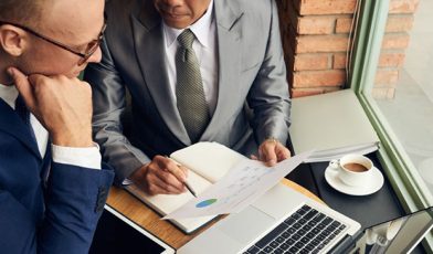 Doradztwo biznesowe - czym jest i jak może pomóc Twojej firmie? Poradnik