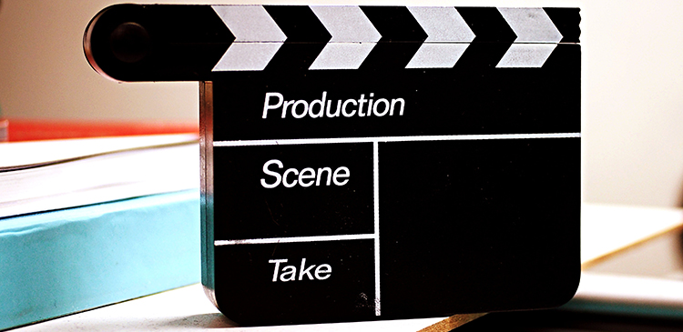 Film poklatkowy - czym jest, jak go zrobić i czym różni się time-lapse od stop-motion? Przewodnik
