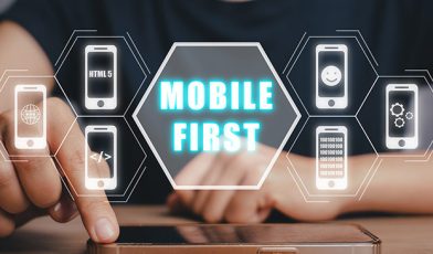 Mobile first - czym jest i dlaczego rewolucjonizuje internet? Kompleksowy przewodnik