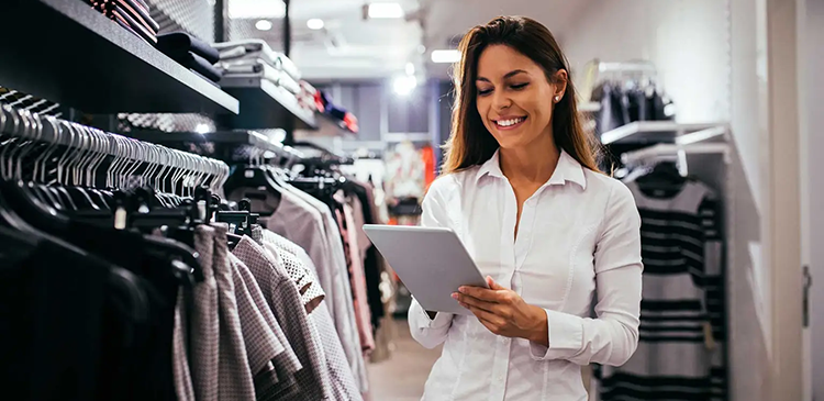 Retail - co to jest? Poznaj definicję, modele i najważniejsze trendy w sprzedaży detalicznej