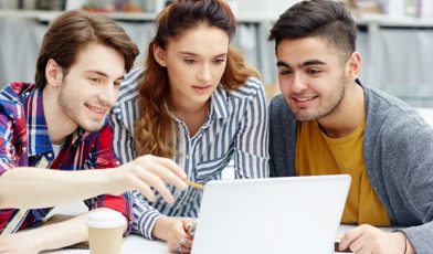 Darmowy kurs SEO - czym jest, co zawiera i czy warto go przerobić? Poradnik