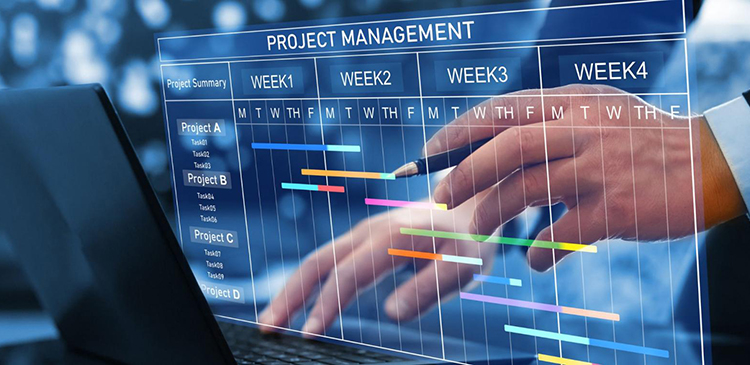 Zarządzanie projektami IT - na czym polega i jak skutecznie prowadzić projekty technologiczne? Poradnik