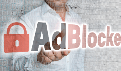 Adblocker - czym jest i jak wpływa na Twoje kampanie online? Przewodnik