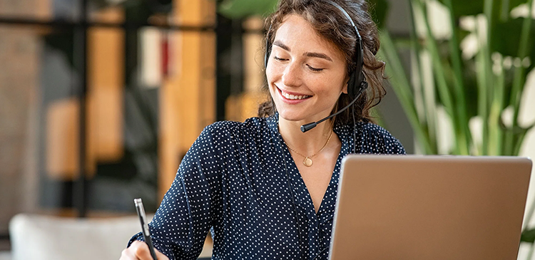 Customer care - czym jest w obsłudze klienta i dlaczego decyduje o sukcesie Twojej firmy? Poradnik