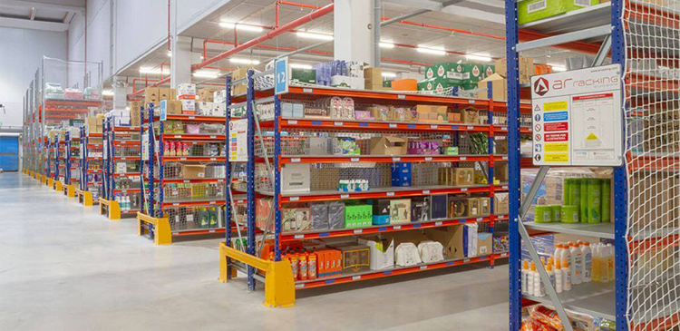 Dark store – co to jest, jak działa i jak zmienia oblicze e-commerce? Przewodnik