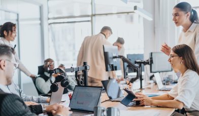 Dezinformacja - czym jest, na czym polega i jak skutecznie chronić wizerunek firmy? Poradnik