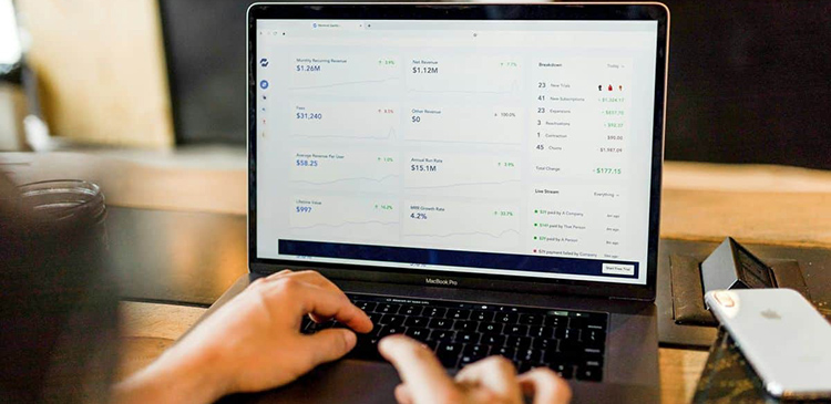 Digital dropshipping - co to jest, na czym polega i jak sprzedawać produkty cyfrowe w e-commerce? Poradnik