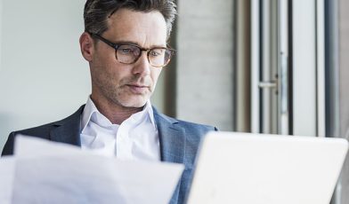 Doradca marketingowy - kim jest, czym się zajmuje i kiedy warto go zatrudnić? Przewodnik po zawodzie