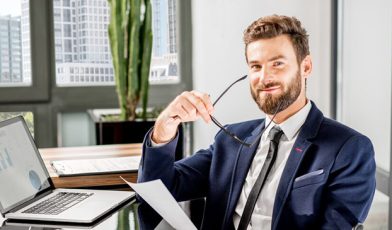 Dyrektor operacyjny - kim jest, co robi i jak wpływa na biznes? Poradnik