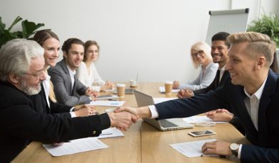 Negocjacje w biznesie - czym są i na czym polegają w codziennej praktyce? Poradnik