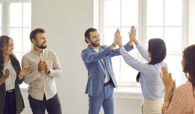 Spin-off - czym jest ta spółka, jak działa i czym różni się od innych modeli biznesowych? Przewodnik