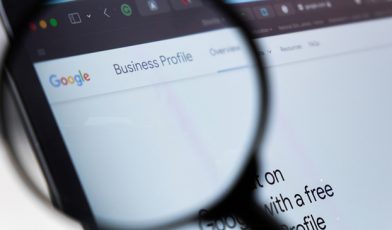 Wizytówka firmy Google - jak założyć i pozycjonować profil firmy? Poradnik