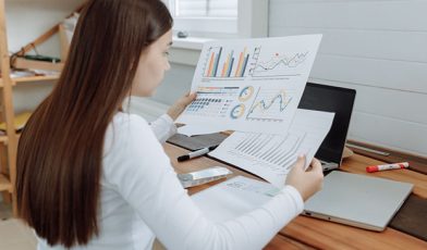 Analityk internetowy - kim jest i jak rewolucjonizuje marketing rekrutacyjny? Poradnik