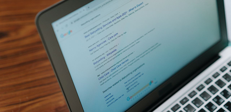 Czynniki rankingowe Google - czym są i jak naprawdę wpływają na SEO? Poradnik