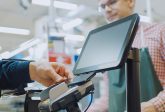 Etapy wprowadzenia nowego produktu na rynek - czym są i jakie występują? Kompleksowy przewodnik