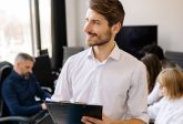 Happiness manager - kim jest i dlaczego Twoja firma go potrzebuje? Poradnik