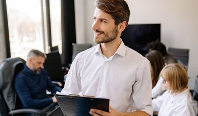 Happiness manager - kim jest i dlaczego Twoja firma go potrzebuje? Poradnik
