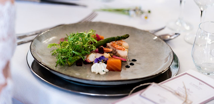 Marketing gastronomiczny - na czym polega i jak skutecznie promować restaurację? Poradnik