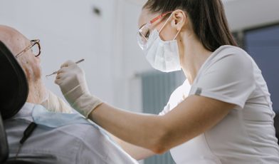 Marketing stomatologiczny - na czym polega legalna i skuteczna promocja gabinetu? Poradnik