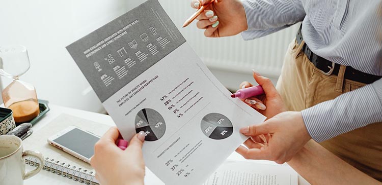 Marketing usług - czym jest, na czym polega i jak go skutecznie wdrożyć? Poradnik