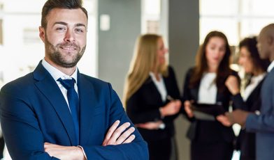Metody zarządzania zespołem - jakie są i jak wybrać styl, który zmotywuje pracowników? Poradnik
