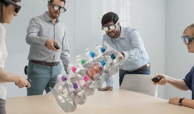 Mixed reality - czym jest i jak rewolucjonizuje współczesny biznes? Przewodnik
