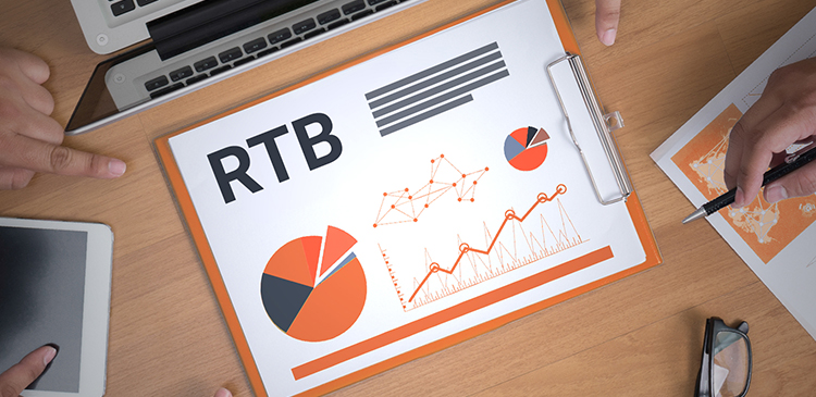 Real time bidding - co to jest i jak działa w performance marketingu? Przewodnik