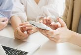 Sprzedaż na Facebooku - czym różni się od tradycyjnego handlu i jak wpływa na e-commerce? Przewodnik