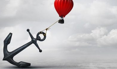 Teoria ograniczeń - czym jest i jak rewolucjonizuje efektywność firm? Poradnik